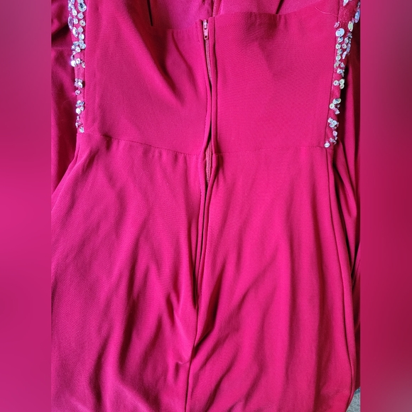 Windsor Sweetheart bejeweled gown - Picture 5 of 10